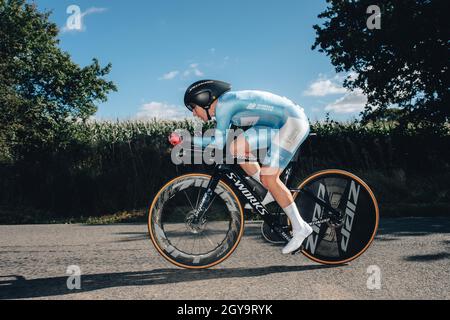 Atherstone, Regno Unito. 6 ottobre 2021 Tour in bicicletta delle donne, fase 3. Time Trial individuale; da Atherstone ad Atherstone. Amy Pieters. Credit: Action Plus Sports Images/Alamy Live News Foto Stock