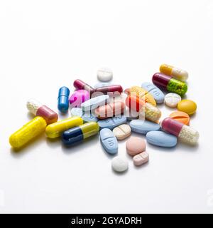 PillsDrugs e medicine di colore diverso Foto Stock
