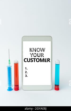 Testo della scrittura Know your Customer, Business Approach l'idea di business Identification and finance safety Advance Medical Technology Laboratory te Foto Stock