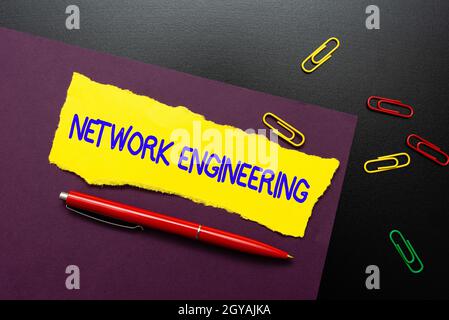 Scrittura visualizzazione testo Network Engineering, campo di panoramica aziendale relativo al servizio internetworking requisito Thinking New Bright Ideas Rene Foto Stock