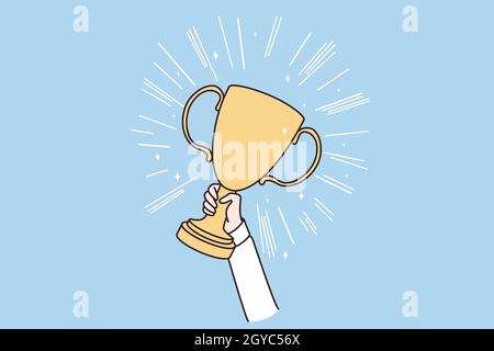 Raggiungimento di obiettivi, vincitore, concetto di vittoria. Mani di persona che tengono trofeo d'oro celebrando l'illustrazione del vettore di successo Foto Stock