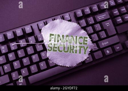 Scrittura che mostra il testo Finanza sicurezza, Word per il documento che dà diritto al proprietario con alcuni diritti e attestazioni digitando New Educational Textbook, Abstr Foto Stock