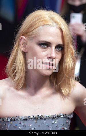 Londra, Regno Unito. 7 ottobre 2021: Kristen Stewart partecipa allo Spencer Premiere come parte del 65° BFI London Film Festival al Royal Festival Hall di Londra, Inghilterra, il 07 ottobre 2021. Foto di Aurore Marechal/ABACAPRESS.COM Foto Stock