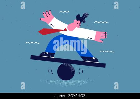 Sfida aziendale, equilibrio, concetto di stabilità. Giovane uomo d'affari personaggio cartoon indossando abbigliamento ufficiale cercando di ottenere equilibrio a bordo in piedi Foto Stock