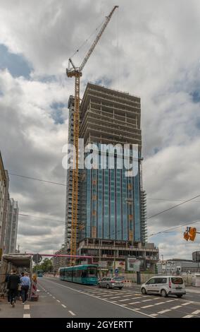 Cantiere del nuovo grattacielo The Spin, Frankfurt am Main, Germania Foto Stock