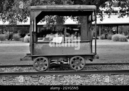 Macchina di manutenzione ferroviaria, costruita da Fairway Railway Motors Inc.. Foto Stock