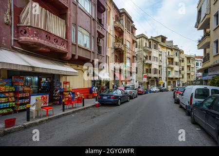 LIBANO, BEIRUT, ZOKAK EL-BLAT, EDIFICI IN STILE ART DECO (MANDATO FRANCESE) Foto Stock