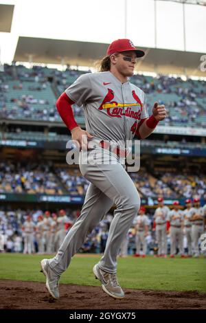 L'outfielder di St. Louis Cardinals Harrison Bader (48) corre sul campo durante le presentazioni del giocatore prima di un agai di gioco della MLB National League Wild Card Foto Stock