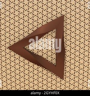 Triangolo a strisce di moebius su sfondo beige con motivi geometrici Foto Stock