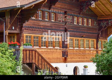 Chalet Svizzero - Simmental, Berner Oberland, Svizzera Foto Stock