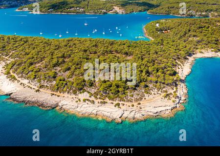 Vista aerea dell'isola di Hvar nel Mare Adriatico, Croazia Foto Stock