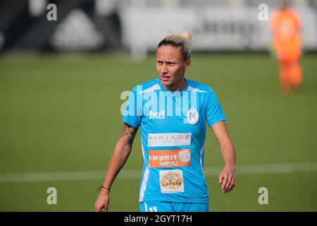 Torino, Italia. 9 ottobre 2021. 09 ottobre 2021 Vinovo - Torino Kaja Erzen (Napoli Femminile) durante il campionato italiano di womenÕs, Serie A football match tra Juventus FC e Napoli Femminile al Juventus Training Center di Vinovo, Italia - Photo Nderim Kaceli / Alamy Live News Credit: Nderim Kaceli/Alamy Live News Foto Stock