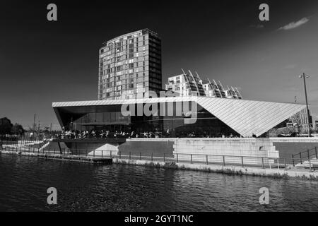 The Alchemist cocktail bar, Salford Quays, Manchester, Lancashire, Inghilterra, REGNO UNITO Foto Stock