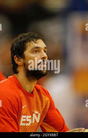 A Coruna, Spagna. Sergio Llull spara per il basket durante la partita di basket amichevole tra Spagna e Canada in Una Coruna il 6 agosto 2014 Foto Stock