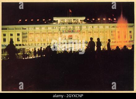 Dinh Thong Nhat VE DEM II Palazzo della riunificazione di notte. Vietnam Foto Stock