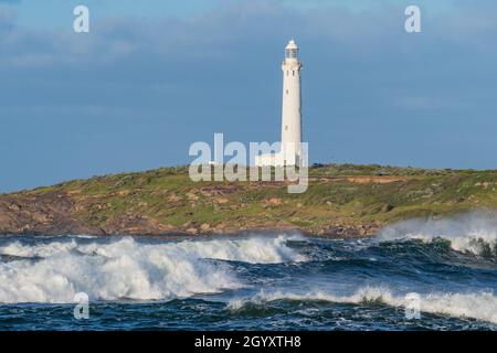 Il faro di Cape Leeuwin si trova nel Parco Nazionale di Leeuwin-Naturaliste nell'Australia Occidentale, nel punto più a sud-ovest dell'Australia. Foto Stock