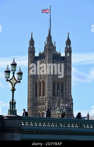The Victoria Tower, Houses of Parliament, Westminster, Londra. REGNO UNITO Foto Stock
