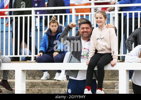 HARTLEPOOL, REGNO UNITO. 9 OTTOBRE gli appassionati di Hartlepool durante la partita della Sky Bet League 2 tra Hartlepool United e Northampton Town a Victoria Park, Hartlepool sabato 9 ottobre 2021. (Credit: Harry Cook | MI News) Credit: MI News & Sport /Alamy Live News Foto Stock