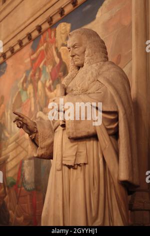 Giudice William Murray, primo conte di Mansfield statua nel Palazzo di Westminster, Houses of Parliament, Westminster, Londra, Regno Unito Foto Stock