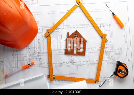 Concetto di disegno della casa. Schizzo di un cantiere. Progetti. Foto Stock