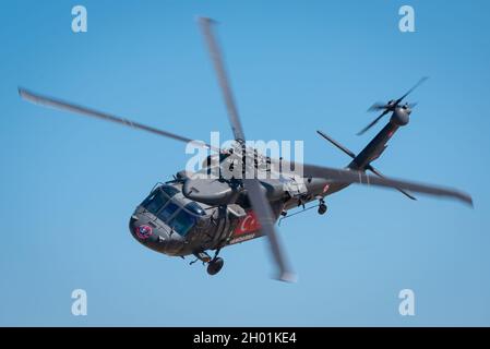 Sivrihisar, Turchia - 12 settembre 2021: Demo team del turco Gendarme, Celik Kanatlar, è stato uno dei partecipanti al Sivrihisar Airshows. Foto Stock