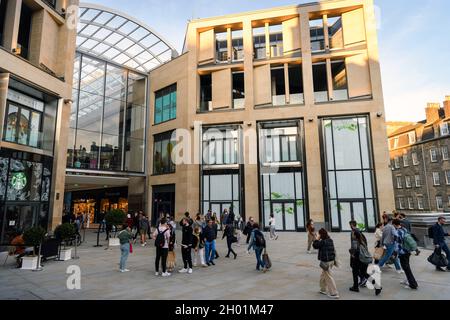 Notte degli studenti del quartiere St James Foto Stock