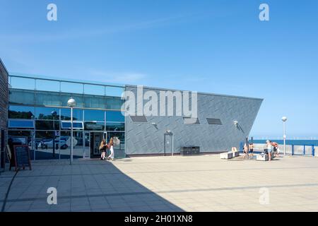 Bryn Williams Restaurant, The Promenade, Port Eirias, Colwyn Bay (Bae Colwyn), Conwy County Borough, Galles, Regno Unito Foto Stock