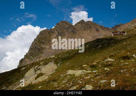 Nid d'Aigle, il capolinea della Tramway du Mont Blanc da Saint-Gervais-les-Bains sulle pendici del Monte Bianco. Foto Stock