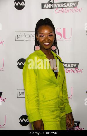 Festeggiamenti del 21° anniversario DELLA RIVISTA SU Red Carpet Fashion all'Avalon Hollywood Foto Stock