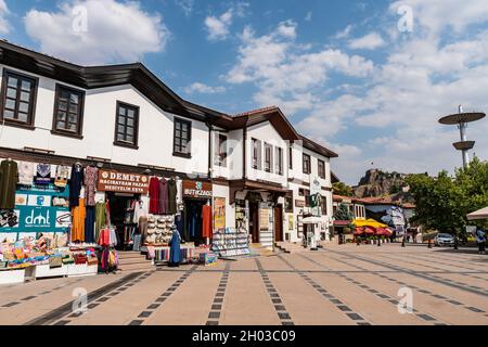 Ankara Haci Bayram Mausoleo Turbesi Vista pittoresca mozzafiato in un giorno di cielo blu in estate Foto Stock