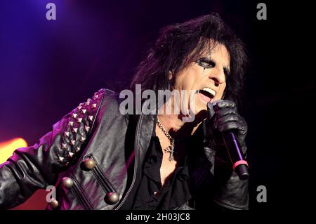 Milano Italia 2010-01-17 : Alice Cooper durante il concerto dal vivo all'Alcatraz Foto Stock