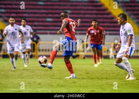 SAN JOSE, Costa Rica: Joel Campbell in azione durante la vittoria del Costa Rica 2-1 su El Salvador nel CONCACACAF FIFA World Cup Qualificanti il prossimo ottobre Foto Stock