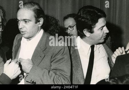 Politici e giornalisti italiani Gianfranco Spadaccia e massimo Teodori (a destra), anni '70 Foto Stock