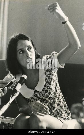 Cantante, cantautrice e attivista americana Joan Baez, anni '1970 Foto Stock
