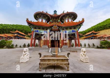 Di Jilin, Cina - 02 Settembre 2016: Sala Guanyin a Zhengjue Tempio. Foto Stock