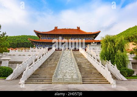 Jilin, Cina - 02 settembre 2016: Sala di culto principale al Tempio di Zhengjue. Foto Stock