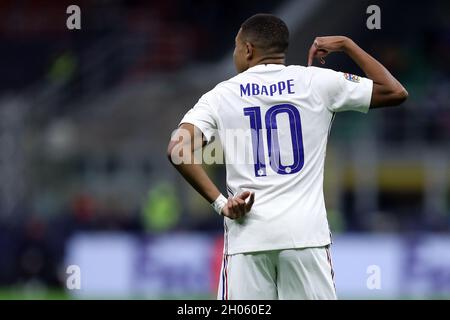 Kylian Mbappe di Francia si fa avanti durante la partita finale della UEFA Nations League tra Spagna e Francia . Foto Stock