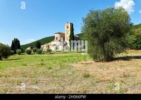 Abbazia di Sant'Antimo, monastero benedettino. Montalcino Val d'Orcia Toscana Foto Stock