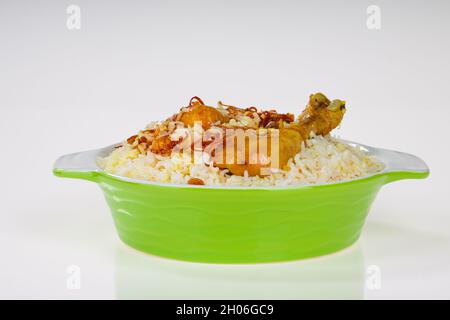 Pollo biryani , pollo dhum biriyani stile kerala fatto con riso e spezie jera . Foto Stock