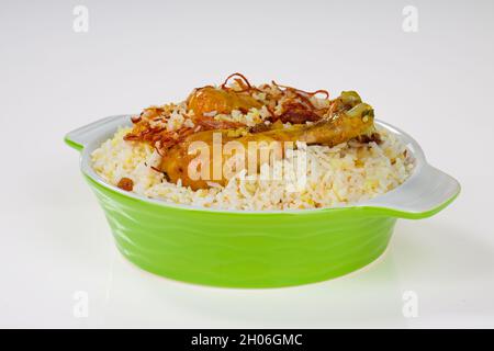 Pollo biryani , pollo dhum biriyani stile kerala fatto con riso e spezie jera . Foto Stock