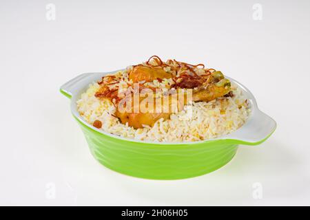 Pollo biryani , pollo dhum biriyani stile kerala fatto con riso e spezie jera . Foto Stock