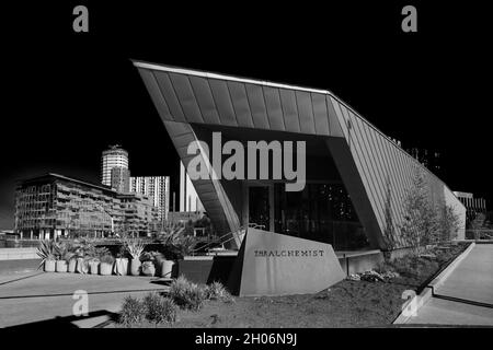 The Alchemist cocktail bar, Salford Quays, Manchester, Lancashire, Inghilterra, REGNO UNITO Foto Stock