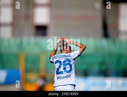 Sassuolo, Europa. 10 Ott 2021. Monterubbiano Valeria (#26 Empoli Ladies FBC) in azione durante la Serie Un gioco Femminile tra Sassuolo ed Empoli Ladies allo Stadio Enzo Ricci di Sassuolo, Italia Credit: SPP Sport Press Photo. /Alamy Live News Foto Stock