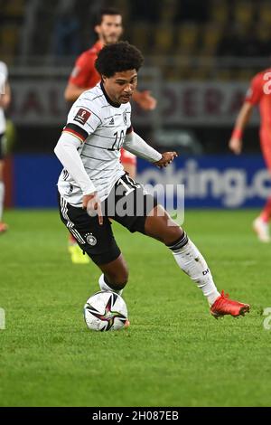 Skopje, Macedonia settentrionale. 11 ottobre 2021. Calcio: Qualificazioni Coppa del mondo Europa, Macedonia del Nord - Germania, fase del Gruppo, Gruppo J, Matchday 8, alla Telekom Arena. Karim Adeyemi in azione in Germania. Credit: Federico Gambarini/dpa/Alamy Live News Foto Stock