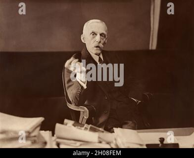 Andrew W. Mellon (1855-1937), banchiere americano, uomo d'affari, filantropo e politico, Segretario del Tesoro degli Stati Uniti 1921-1932, Erich Salomon, 1930 Foto Stock