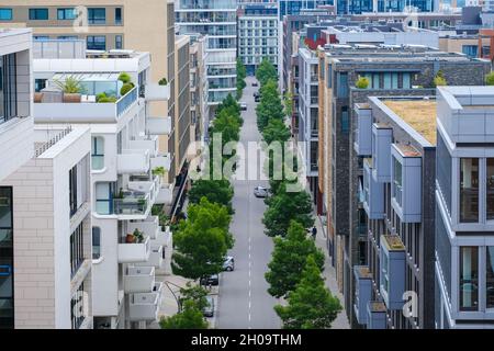 '25.06.2021, Germania, Amburgo, Amburgo - Hafencity, edifici residenziali moderni. 00X210625D556CAROEX.JPG [VERSIONE DEL MODELLO: NO, VERSIONE DELLA PROPRIETÀ: NO (C) Foto Stock