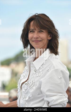 74a edizione del Festival del Cinema di Cannes: L'attrice Sophie Marceau in posa durante la fotocall per il film 'Everything Gent fine' (francese: Tout s'est b Foto Stock