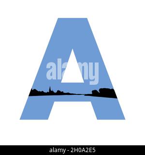 Lettera A dell'alfabeto con sfondo blu e silhouette di un villaggio, isolato su sfondo bianco Foto Stock