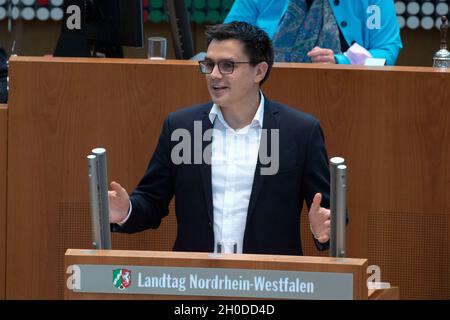 Duesseldorf, Germania. 06 ottobre 2021. Alexander VOGT, gruppo parlamentare SPD, durante il suo intervento, dibattito sul tema "Live from the control centre". Avvisi rapidi, affidabili e credibili sulla radio in situazioni di pericolo! Credit: dpa/Alamy Live News Foto Stock