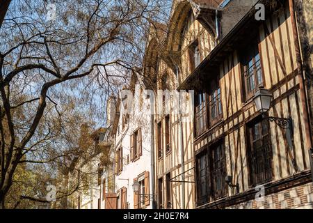 Troyes (Francia nord-orientale): Via "rue Urbain IV" nel centro della città Foto Stock